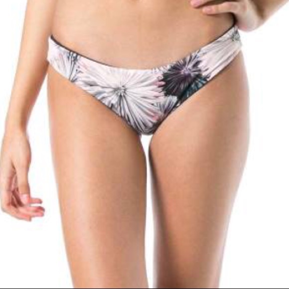Selvaki Swim Bottoms Flowers Floral NWT 2018 - Picture 5 of 5